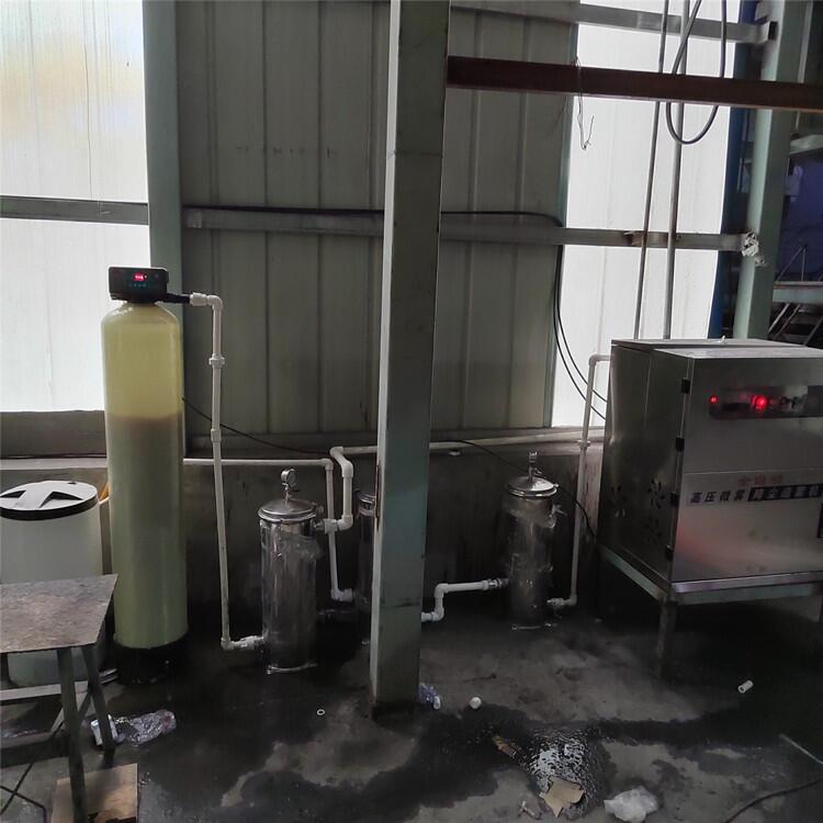 順義區(qū)水處理老店全自動軟化水設(shè)備冀誠科玻璃鋼罐體